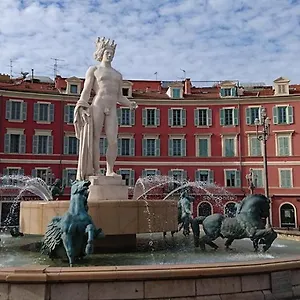 Otel De La, Nice